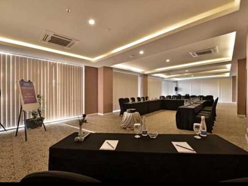 03D0413560FF6EBAA80DF84BC1D7189F