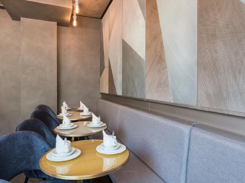 D17C4C6EE0F77363759E13D876C831CA