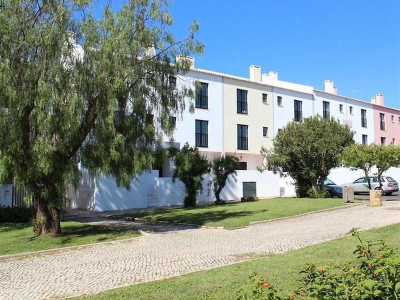 233001DB59D7CB1B7F4FCD7F2D82D87E