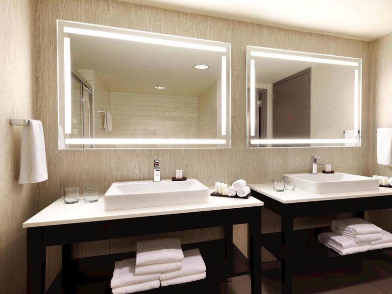 B8BB69DF644A64A1C45E878649B6EDDB