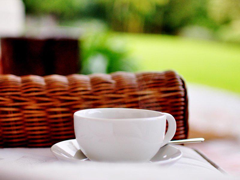 E0F984E67FAE52B8E325681E2CF3B4C8