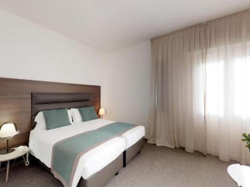 493207B84FF0E0051DFE3D9D1119DA2E