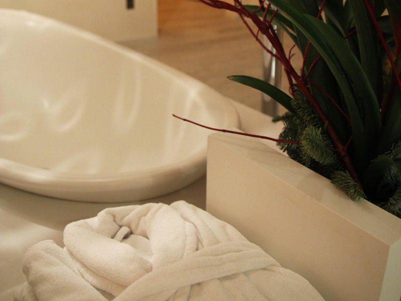 4A0D53947A8C75FED113B9AA1305F41A