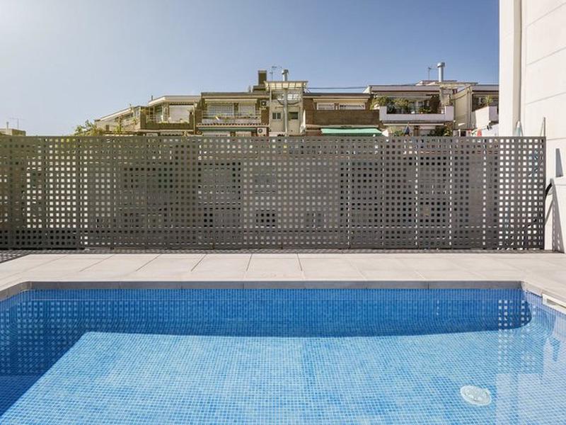 72798DA2B01E05A32CE69B0F339BC082