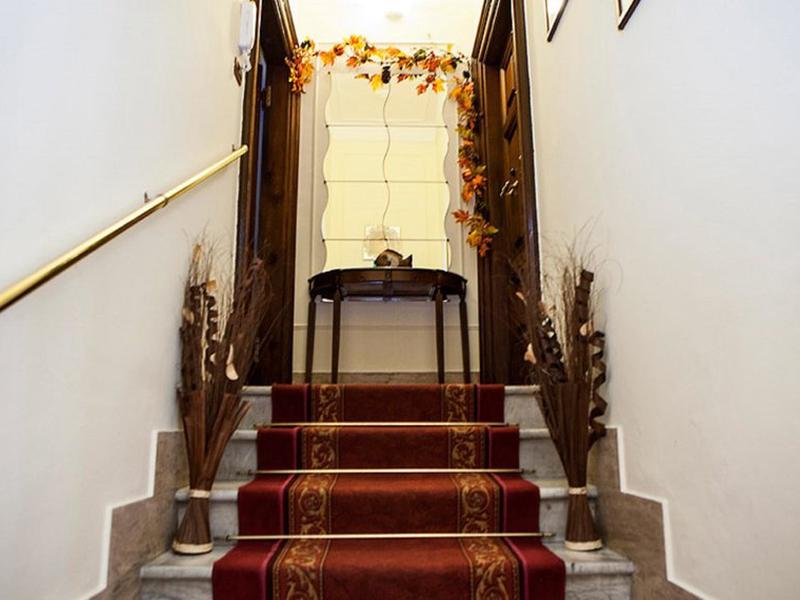 06E215A7C7F24F89BBF70297EC9825D0