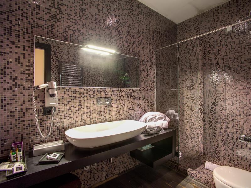 AE802D5A28C1A33D3EC077226F11B695