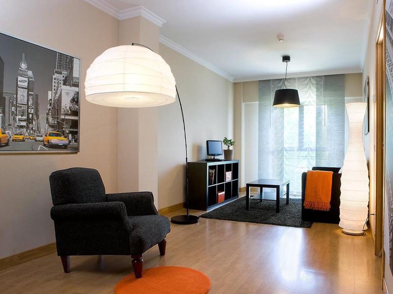 0AE966610EA6DD045B0C1A405DC3AC35