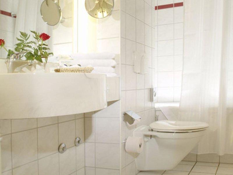 B6626B6251FA0DA9662D6D6D38F6BB5A