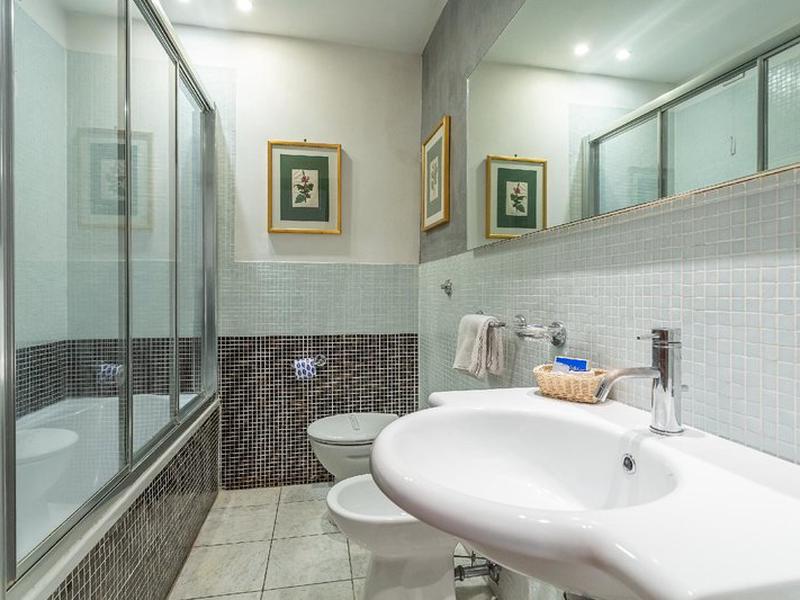 EBCCB75F04E8ADFD357A375547C2FA19