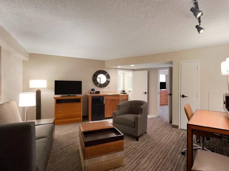 1732135A9128A4C4DECAAEB96E89C8F0