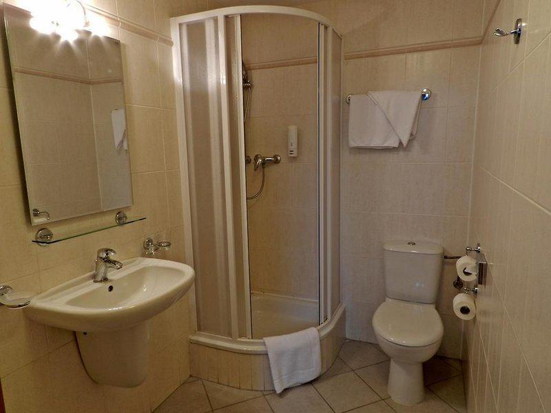 A417DA248162B645FB3D07474FA8F1B4