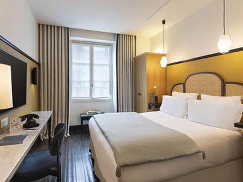 5676317FE31A726D7FE7B009681E36CF