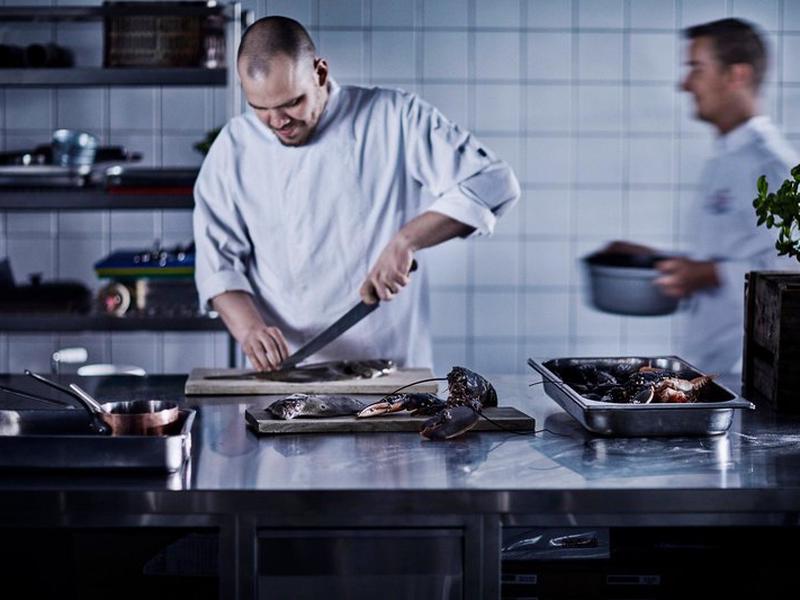 CD2D2555A42AE2527A76EA012568B4C6