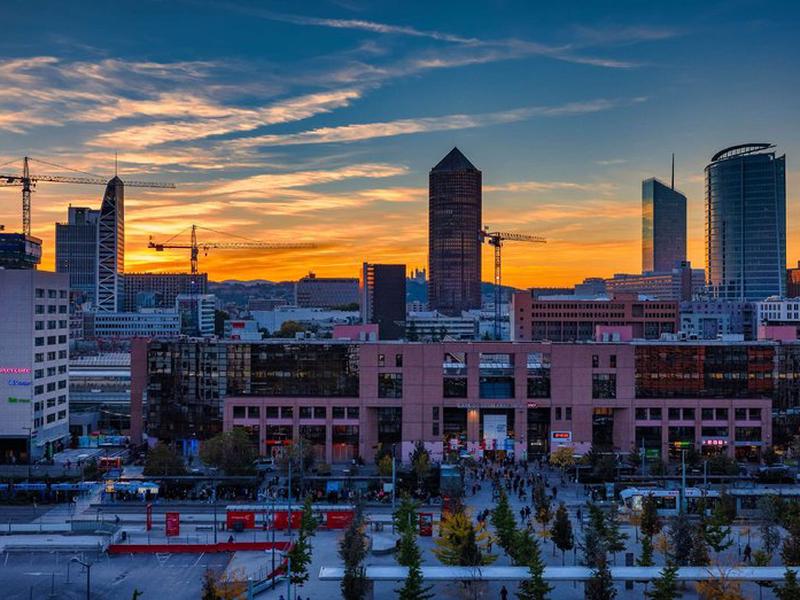 76DE663590D04226F007ECB407EDC5DD