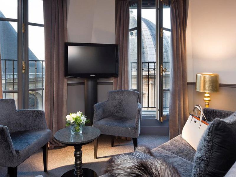 3939885A30FE0A3BD2F32BC153D0CCD7