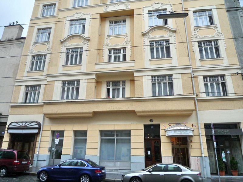 DF268BBFA9D5C3F23360C05B42B0BFA0