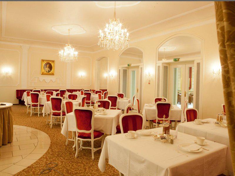 8B6A6DCB73400CBFA640B2203E5FAB87