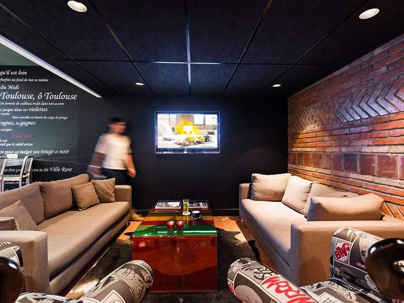 94E0E13A5A76B2FDD1EDE16AB52C8122