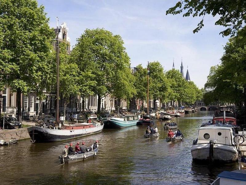 DA4FDD70AE2FE7F405CBCFCFA8D821AE