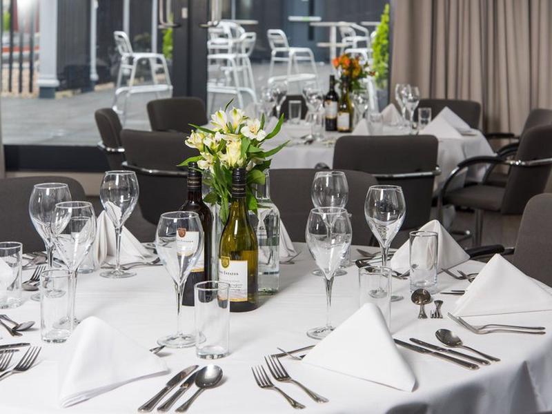 6AD12AE8EFB8587496794823E80C2C1C