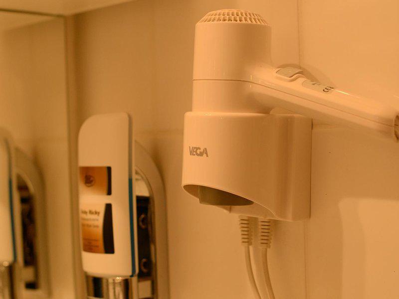 85335B618A3895EE018AE81687F72303