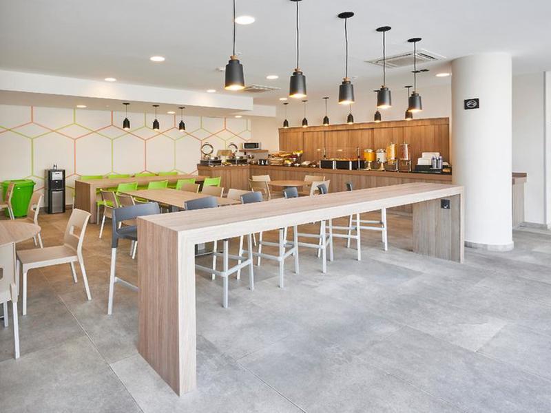 CF130C52FD08A7EC159F2D89F9B64A18