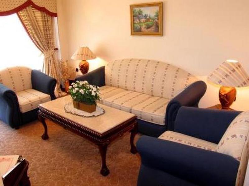 701B2AF727F41D4E9C8A1B4E8ACEC411