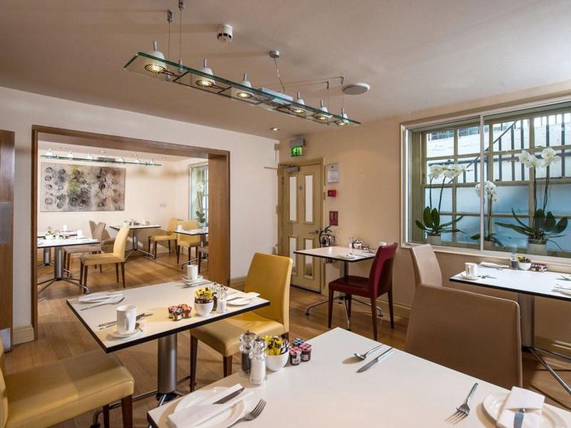 EDA7C8A3C3BCE8741C9ADBB78EA7688E