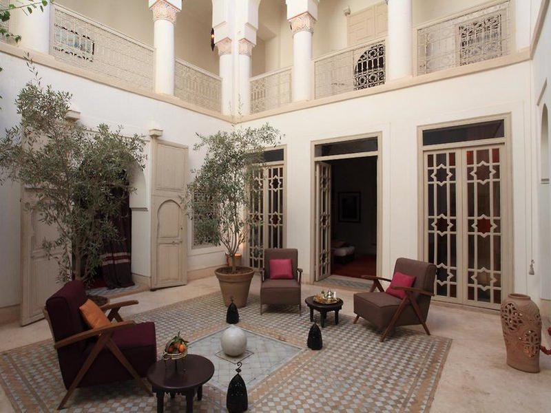 F9585A79F1DB40D980AD5AB7587EE113