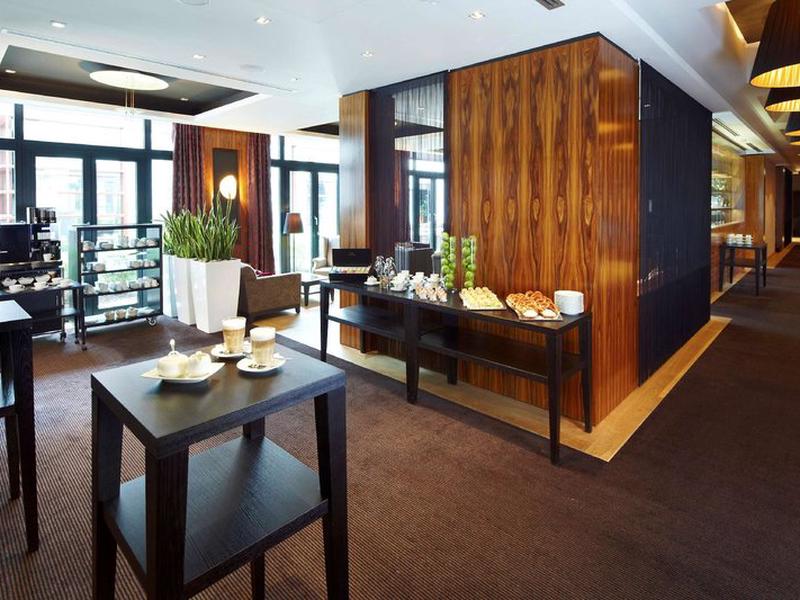 BE4FB03B1561DEC45E8D65EAFED06DD2