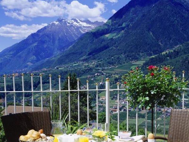 4643E919B3D44AD7FE95CB64BB76019E