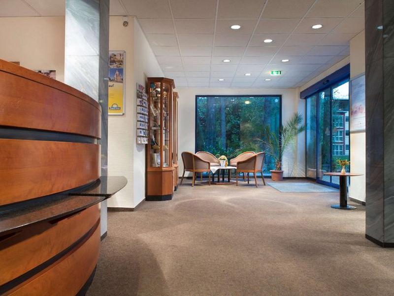 CE68291DB0E9010684C947A31B93083E