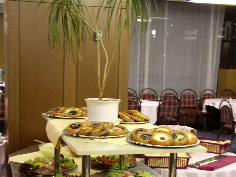 A5F94DF061AEF7AED37E4BAF69918A26