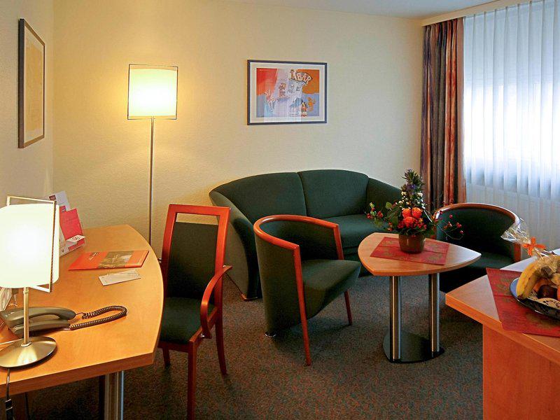 BE6BFAA57E67691872DAA841E709B9B2