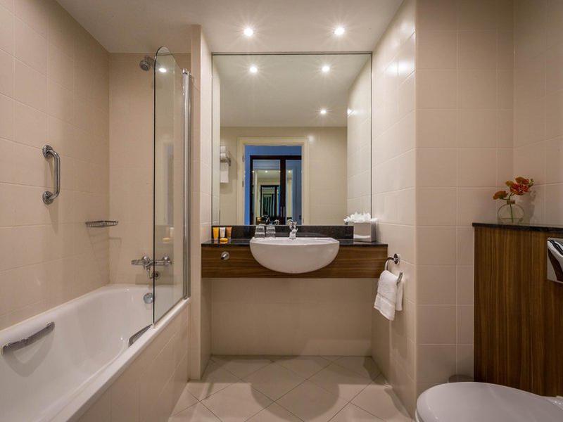 97ED57EB72F7FEE6D3AFFC0C9B2E091E