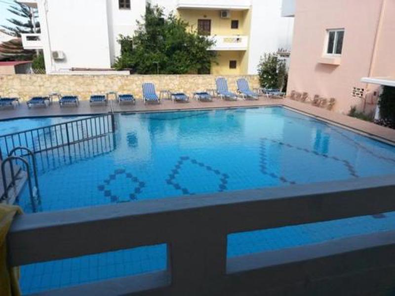 111CB9B2DAA59613E292EC643AE76B61