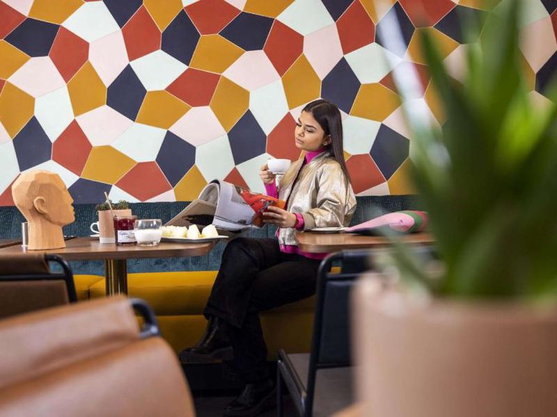 28F19C23A5F46767239AF72FFA93378D