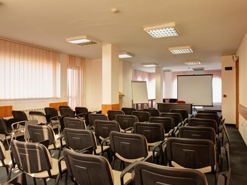 97B95F8CB56C8E102F69D0B1E13198FF