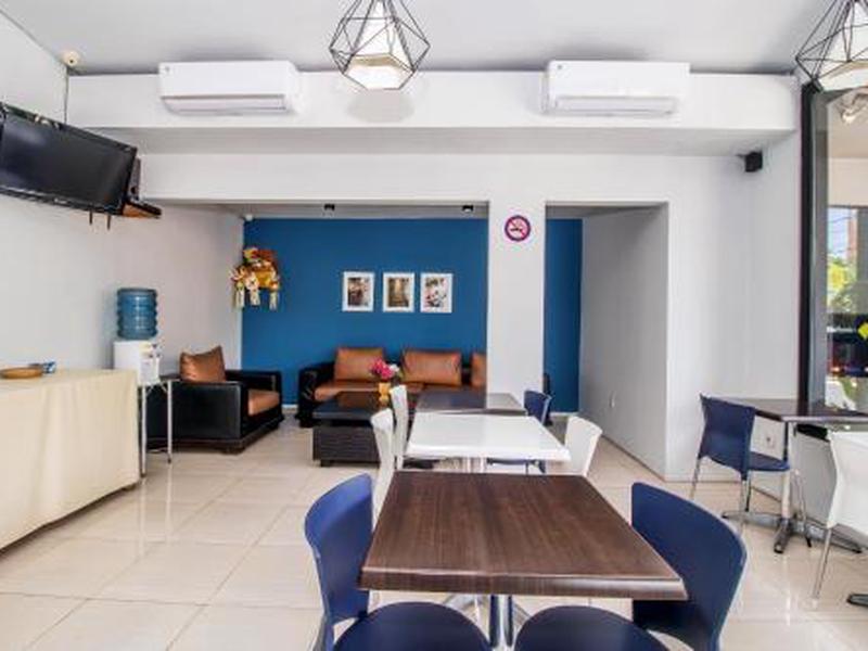 B1B251766BDEA8945FDABAD19E2B25B9