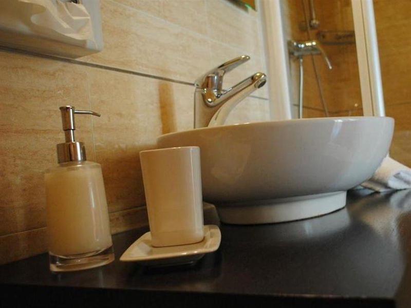 6E7206D7125750808C32C53DAAEFF535