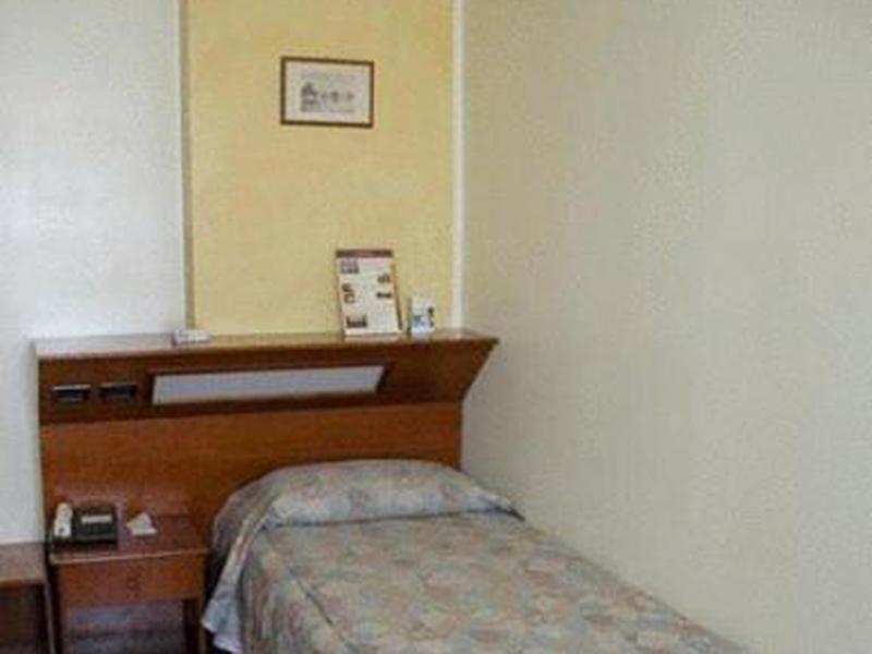 41B9C187DFF4D5B493A51F4394F1A75D