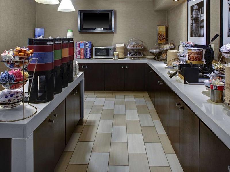 0D87F95CCF70A40497215DB0B19EEADB