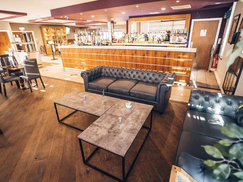 8D8552176330972DF5DFFF5F234D36D9