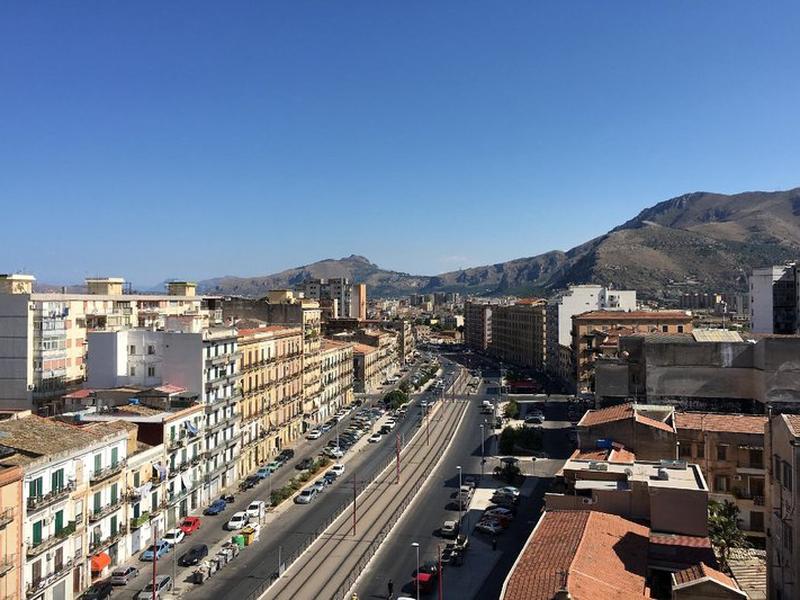 FC88C893E7F9F8EB2BE46D98C83BC1BA