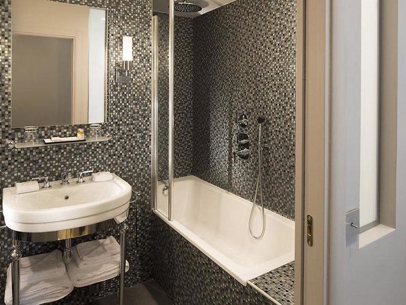 2075E167A1423E4CBB93B25354119D12