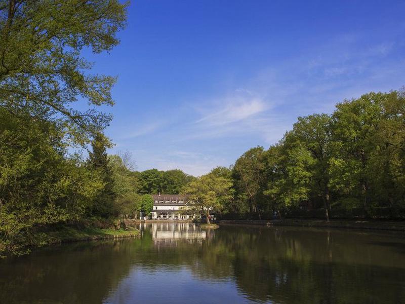 085E93D7D4E84E0FBEDEDFB4F97AF912