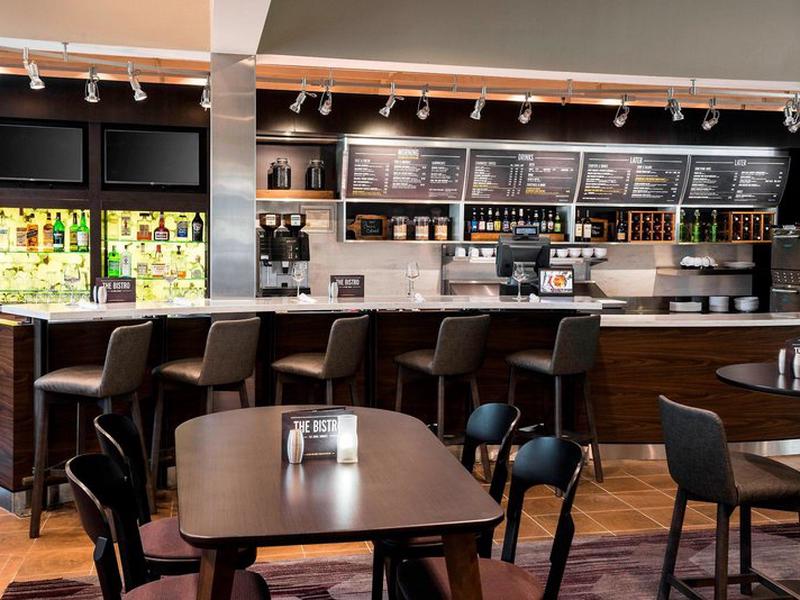 D38514FDFCC3DB5E7B576A5AABE90D6E