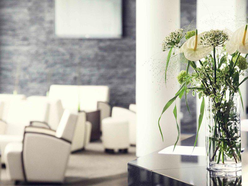 8888788BB3180C55B24D29181DA7CA36