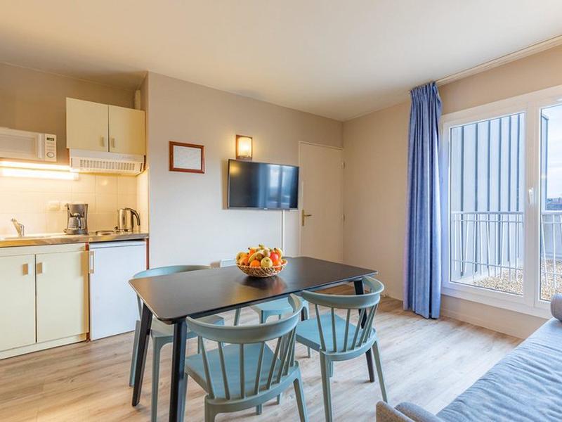 1A762F57B0C2CD1BD0EDDDB11EFFC945