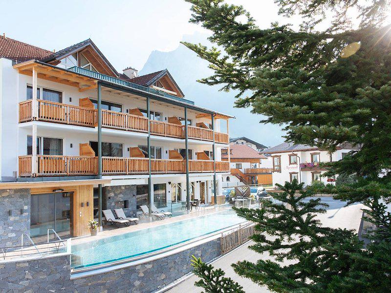 3DF968569C8B7760A060DE7B23637D87